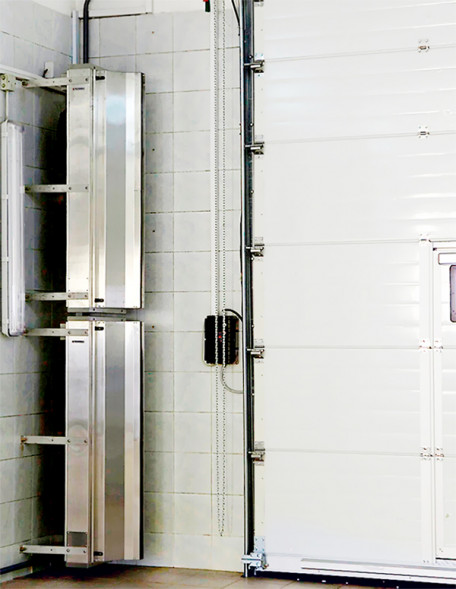 Водяная тепловая завеса Тепломаш КЭВ-100П4060W нерж.